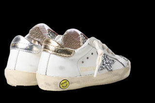 Golden Goose Sneakers gyf10358 mit Schnürsenkeln