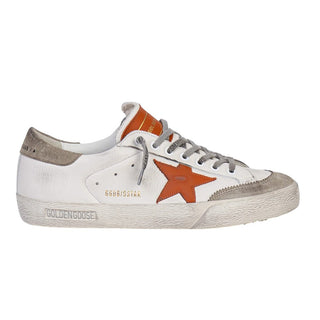 Golden Goose Sneakers Super-Star bianchi con stella arancione GMF00825/F006840113