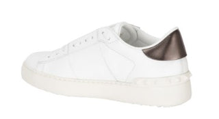 Valentino Garavani Sneakers WITH SIDE LOGO TY2S0830