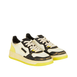 Autry Sneakers Medalist Low AVLM-LB02 con lacci