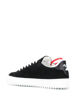 Off-White OWIA145E sneakers with laces